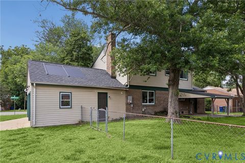 Tiny photo for 588 Windjammer Crescent, Newport News, VA 23602 (MLS # 2614416)