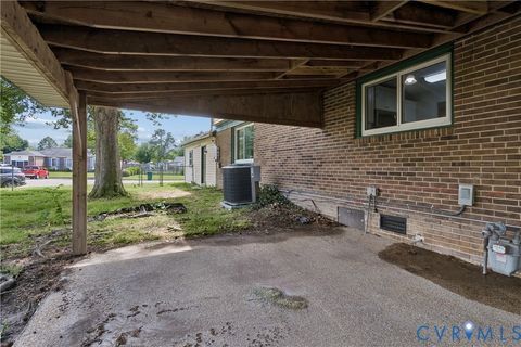 Tiny photo for 588 Windjammer Crescent, Newport News, VA 23602 (MLS # 2614416)