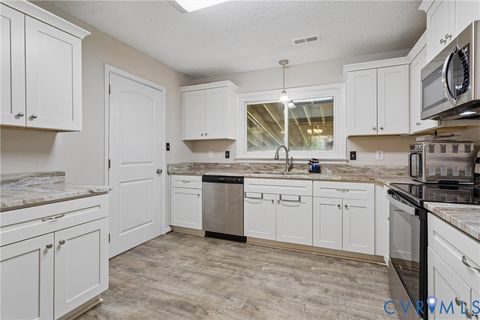 Tiny photo for 588 Windjammer Crescent, Newport News, VA 23602 (MLS # 2614416)