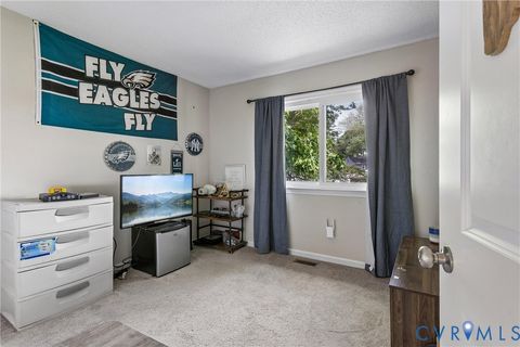 Tiny photo for 588 Windjammer Crescent, Newport News, VA 23602 (MLS # 2614416)