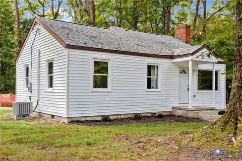 Tiny photo for 10800 Beaver Castle Road, North Prince George, VA 23860 (MLS # 2527473)