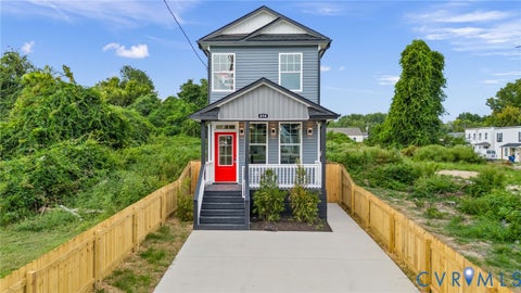 Photo of 810 S Jones Street, Petersburg, VA 23803 (MLS # 2624352)