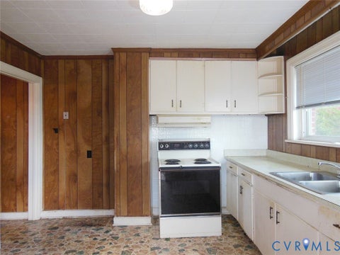 Tiny photo for 2203 Seminary Avenue, Richmond, VA 23220 (MLS # 2624726)