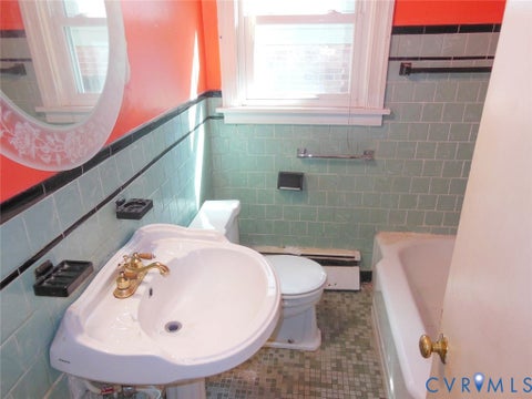 Tiny photo for 2203 Seminary Avenue, Richmond, VA 23220 (MLS # 2624726)