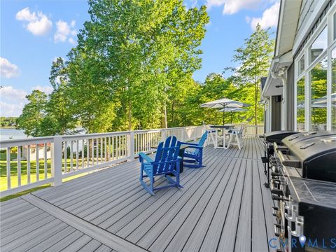Tiny photo for 20149 Oak River Court, South Chesterfield, VA 23803 (MLS # 2617860)