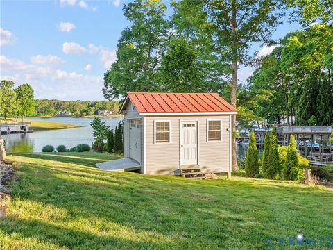 Tiny photo for 20149 Oak River Court, South Chesterfield, VA 23803 (MLS # 2617860)