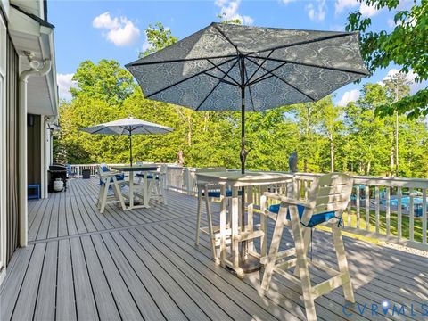 Tiny photo for 20149 Oak River Court, South Chesterfield, VA 23803 (MLS # 2617860)