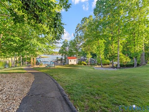 Tiny photo for 20149 Oak River Court, South Chesterfield, VA 23803 (MLS # 2617860)