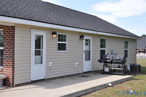 Tiny photo for 221 Purdy Road, Emporia, VA 23847 (MLS # 2624679)