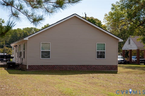 Tiny photo for 221 Purdy Road, Emporia, VA 23847 (MLS # 2624679)
