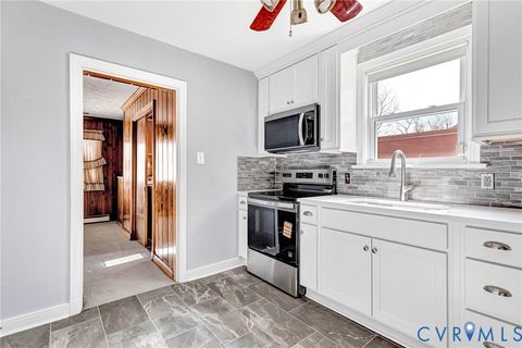 Tiny photo for 14 Medlock Road, Sandston, VA 23150 (MLS # 2602687)