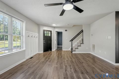 Tiny photo for 12232 Prince George Drive, Disputanta, VA 23842 (MLS # 2600173)