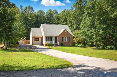 Tiny photo for 12232 Prince George Drive, Disputanta, VA 23842 (MLS # 2600173)