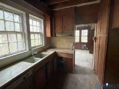 Tiny photo for 119 Church Street, Alberta, VA 23821 (MLS # 2606189)