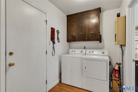 Tiny photo for 3209 Walnut Street, Hopewell, VA 23860 (MLS # 2527389)