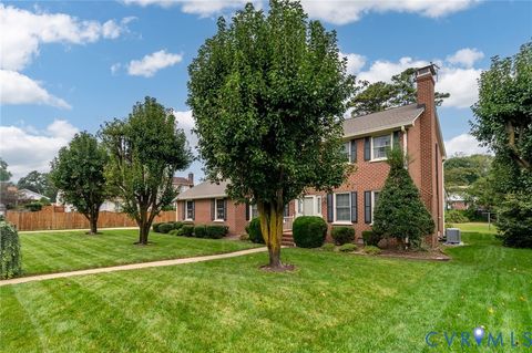 Tiny photo for 3209 Walnut Street, Hopewell, VA 23860 (MLS # 2527389)