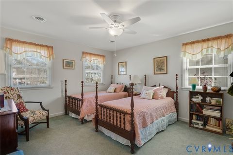 Tiny photo for 3209 Walnut Street, Hopewell, VA 23860 (MLS # 2527389)