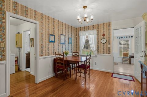 Tiny photo for 3209 Walnut Street, Hopewell, VA 23860 (MLS # 2527389)