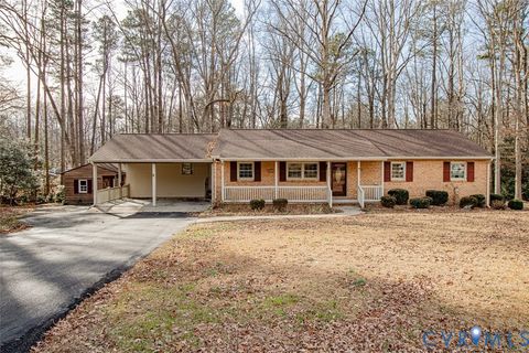 Photo of 4907 Empire Parkway, Chester, VA 23831 (MLS # 2533246)