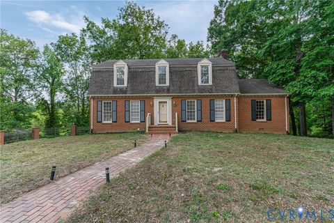 Photo of 414 Shore Drive, Emporia, VA 23847 (MLS # 2614130)