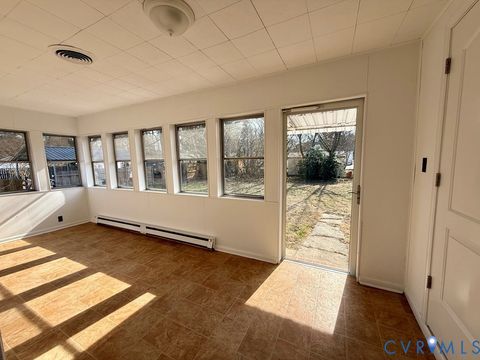 Tiny photo for 312 E Church Street, Kilmarnock, VA 22482 (MLS # 2605567)