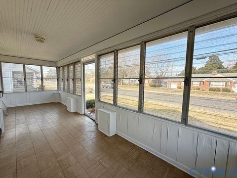 Tiny photo for 312 E Church Street, Kilmarnock, VA 22482 (MLS # 2605567)