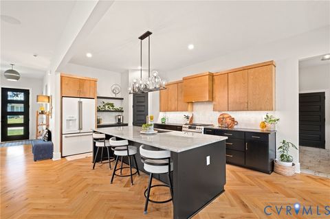 Tiny photo for 18131 Timber Banks Lane, Moseley, VA 23120 (MLS # 2614361)