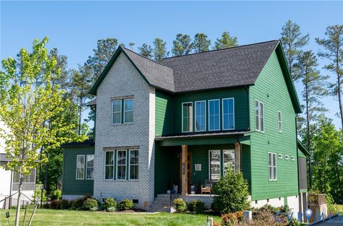 Tiny photo for 18131 Timber Banks Lane, Moseley, VA 23120 (MLS # 2614361)