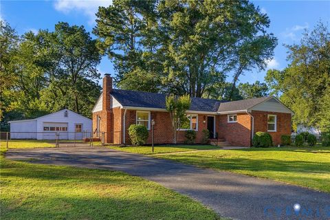 Photo of 2930 Poyntelle Road, Richmond, VA 23235 (MLS # 2529990)