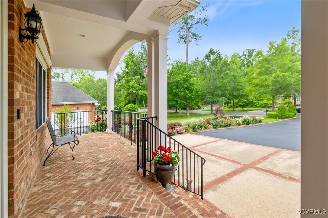 311 Victoria Way