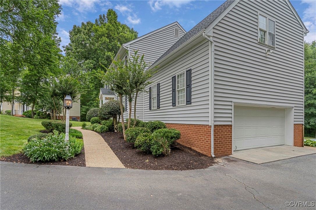 11908 Shady Hills Court