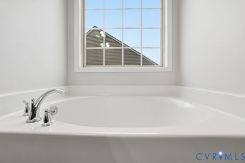 Tiny photo for 6237 Lilting Moon Drive, Moseley, VA 23120 (MLS # 2530157)