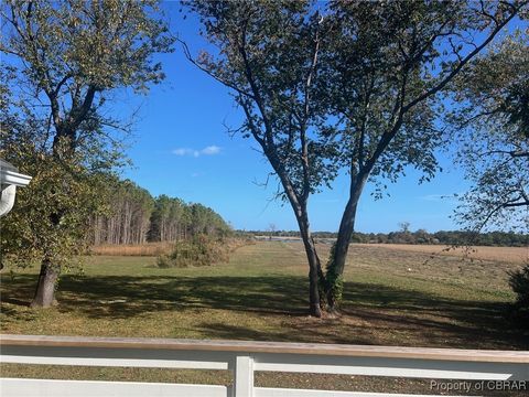 A home in Reedville