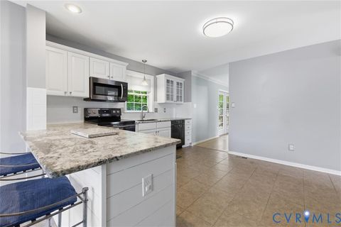 Tiny photo for 3131 Poinsetta Drive, Chester, VA 23831 (MLS # 2609610)