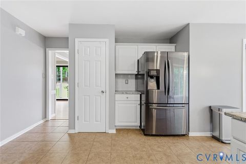 Tiny photo for 3131 Poinsetta Drive, Chester, VA 23831 (MLS # 2609610)