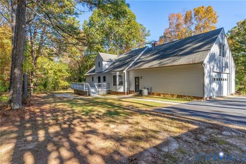 Tiny photo for 1211 Bradbury Court, Moseley, VA 23120 (MLS # 2529678)