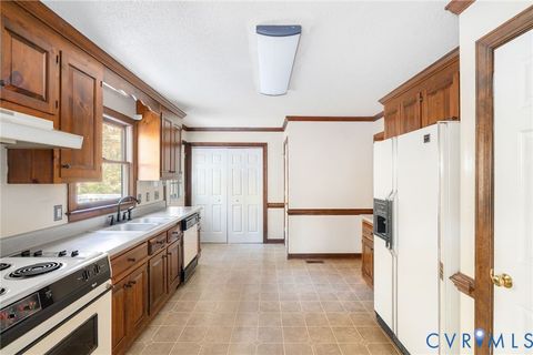 Tiny photo for 1211 Bradbury Court, Moseley, VA 23120 (MLS # 2529678)