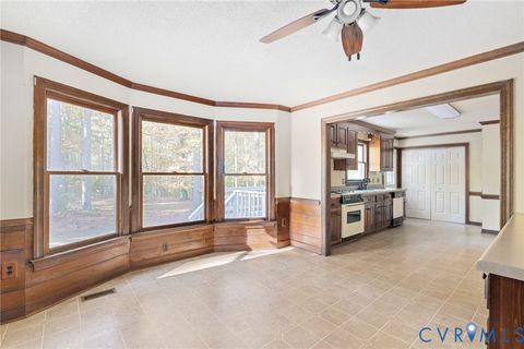 Tiny photo for 1211 Bradbury Court, Moseley, VA 23120 (MLS # 2529678)