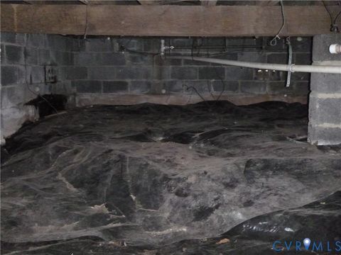 Tiny photo for 609 Nottoway Avenue, Blackstone, VA 23824 (MLS # 2533304)