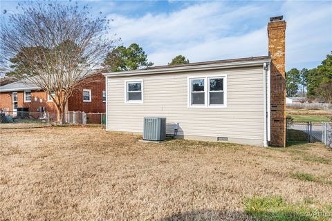 A home in Colonial Heights