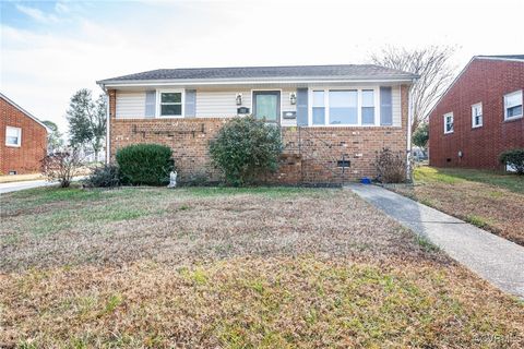 A home in Colonial Heights