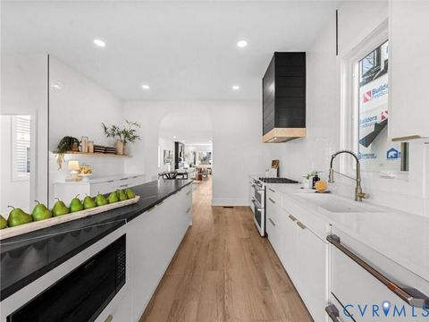 Tiny photo for 2202 3rd Avenue, Richmond, VA 23222 (MLS # 2617890)