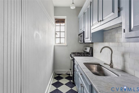 Tiny photo for 612 W Franklin Street #5E, Richmond, VA 23220 (MLS # 2623995)