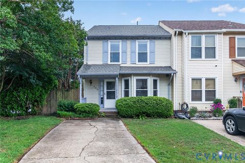 Photo of 800 Foxmoore Court, Virginia Beach, VA 23462 (MLS # 2617000)