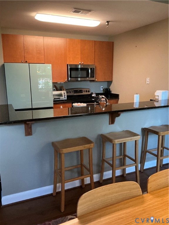 251 Rocketts Way 302