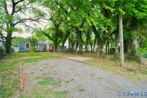 Tiny photo for 1816 Edwards Avenue, Richmond, VA 23224 (MLS # 2616289)