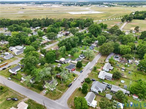 Tiny photo for 23 Huntsman Road, Sandston, VA 23150 (MLS # 2613178)