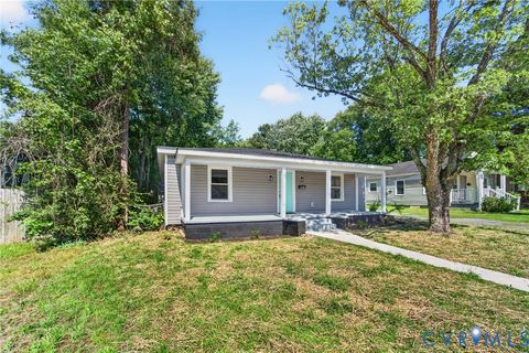 Tiny photo for 407 Beech Street, Petersburg, VA 23803 (MLS # 2614467)