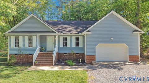 Photo of 4811 Monaco Drive, Sandston, VA 23150 (MLS # 2610245)