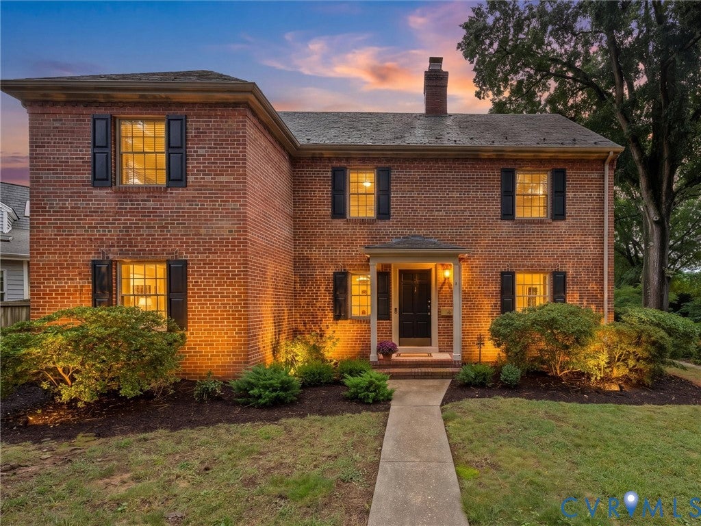 1113 E Durwood Crescent